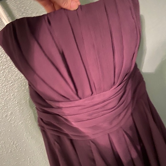 Formal dress - Picture 2 of 4